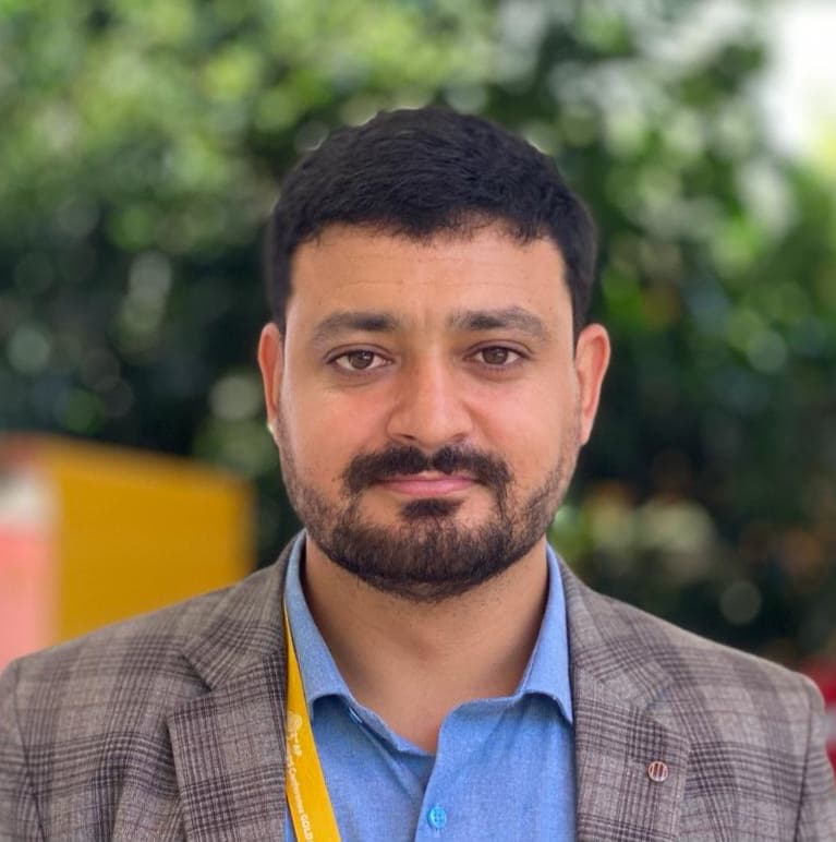 Portrait of Dr Fida Ali